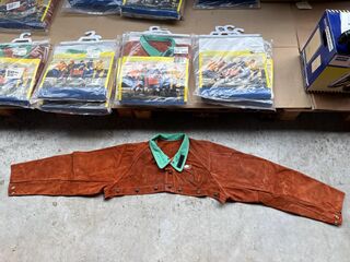 2x Laslap/schouderstuk, maat XXL Weldas, cape sleeves 44-7800
